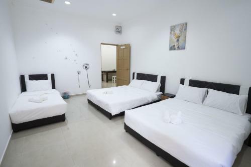 Party Haus For 20 Pax