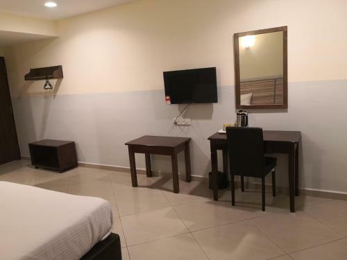 Hotel Zamburger Skudai Kiri