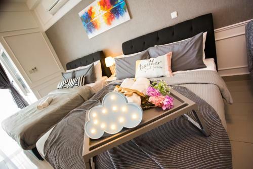 Apartamento White Minimalist Studio @ Twin Galaxy Residences