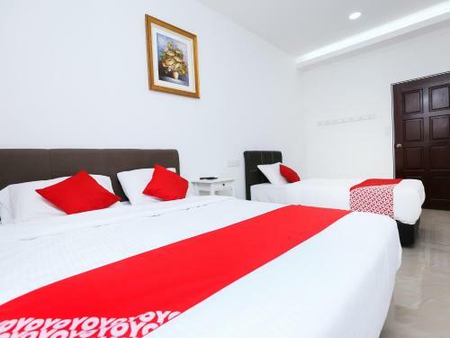 Hotel Oyo 89772 Roselyn Inn