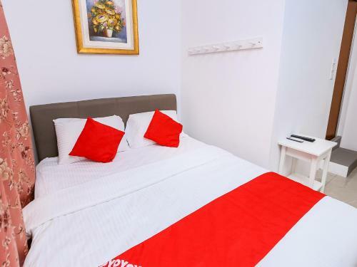 Hotel Oyo 89772 Roselyn Inn