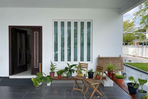 {hidden Gem} Abode@tropika Stylish Designer's Home