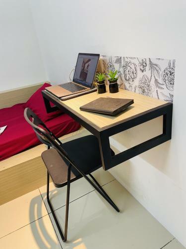 Oyo Home 90421 Suriamas Suites Condominum 2