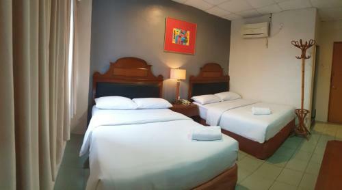 Golden Court Hotel - Sri Pelangi