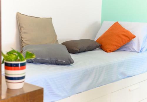 Apartamento Tiffany At Mount Austin - Netflix - Ikea - Toppen - Jusco