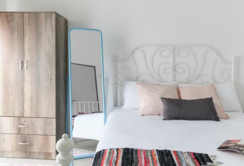 Apartamento Tiffany At Mount Austin - Netflix - Ikea - Toppen - Jusco
