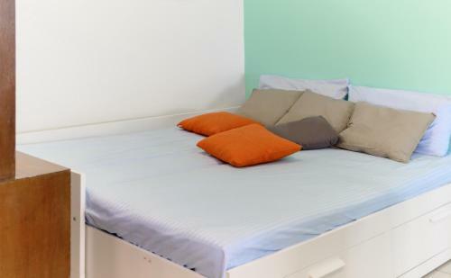 Apartamento Tiffany At Mount Austin - Netflix - Ikea - Toppen - Jusco
