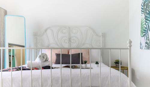 Apartamento Tiffany At Mount Austin - Netflix - Ikea - Toppen - Jusco