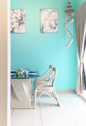 Apartamento Tiffany At Mount Austin - Netflix - Ikea - Toppen - Jusco