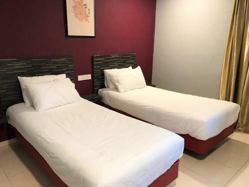 Oyo 90487 K Threegod Hotel