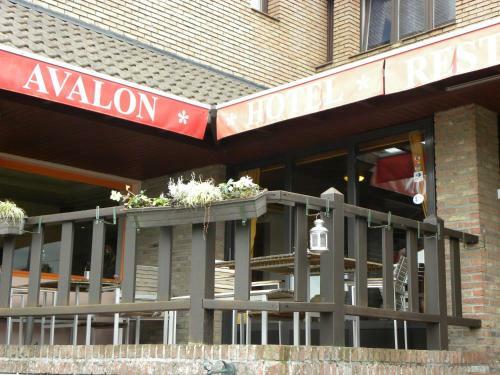 Avalon Hotel