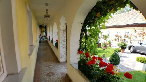 Hostal Pension Arkadenhof