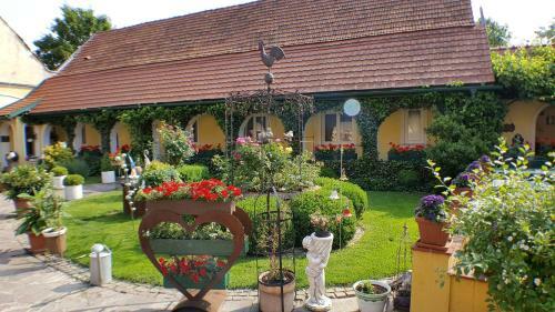 Hostal Pension Arkadenhof