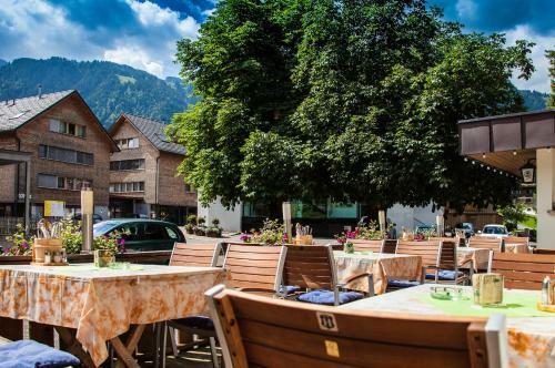 Hostal Dorfgasthof Adler