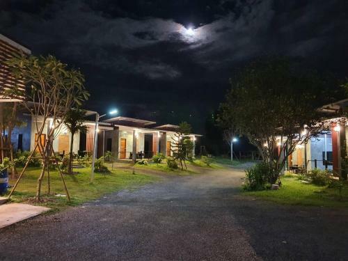 Hotel B-tel Chomthong Resort Chiang Mai