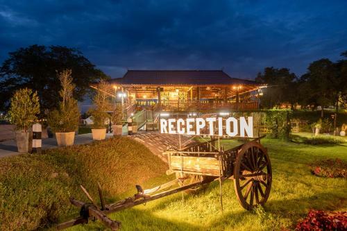 Hotel Doi Inthanon Riverside Resort