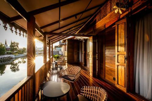 Bed & Breakfast Punyashthiti Villa