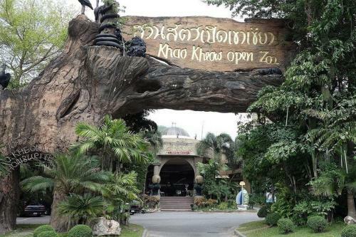 Oyo 662 Malee Bunga Hotel