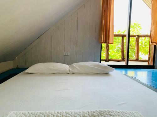 Hostal Baanlanna Resort
