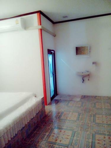 Hostal Jidapha Rooms