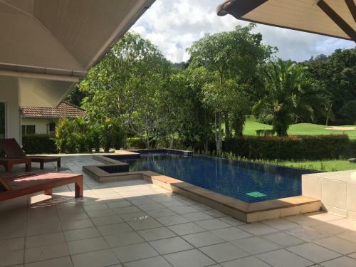 Private Pool Villa In Loch Palm Golf