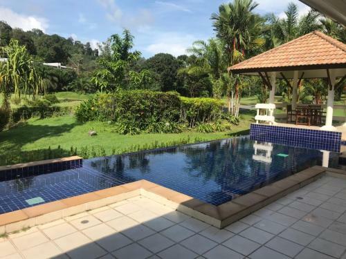 Private Pool Villa In Loch Palm Golf