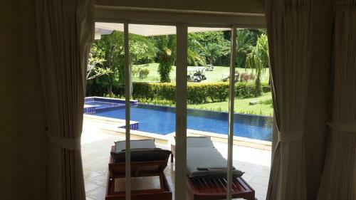 Private Pool Villa In Loch Palm Golf