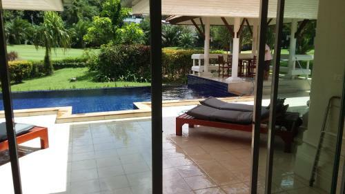 Private Pool Villa In Loch Palm Golf