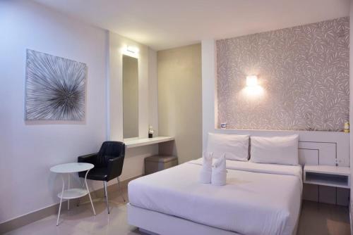 Hotel ???????? ?????? (bhundaree Richy)