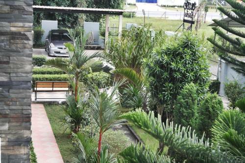 Hotel Tachang Resort