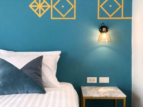 Bed & Breakfast Goodnight Poshtel + Free Netflix