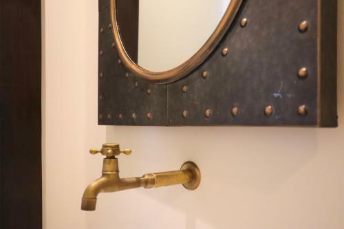 Bed & Breakfast Goodnight Poshtel + Free Netflix