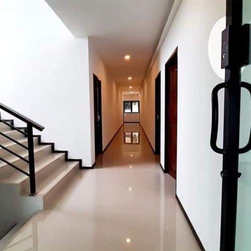 Hotel The Middle Town Sha