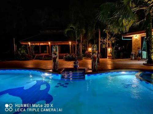Hotel Rs Phong Riverside Resort