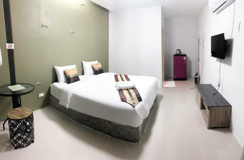 Hotel ????????