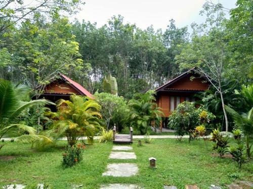 Hostal Najjamee Bungalows