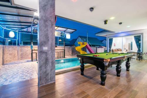 4U Pool Villa