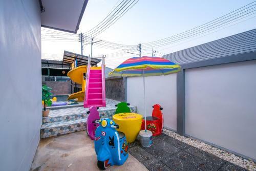 4U Pool Villa