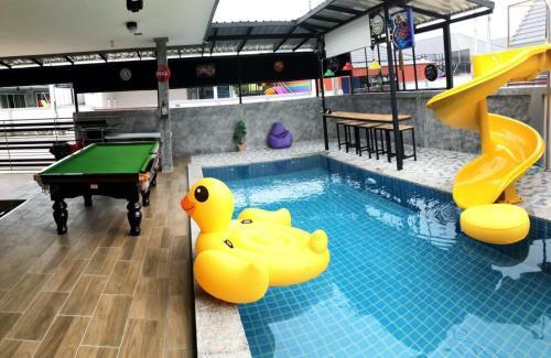 4U Pool Villa