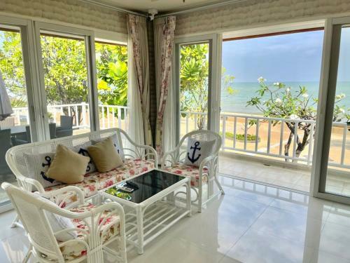 Villa Rim Chaam By Roomquest