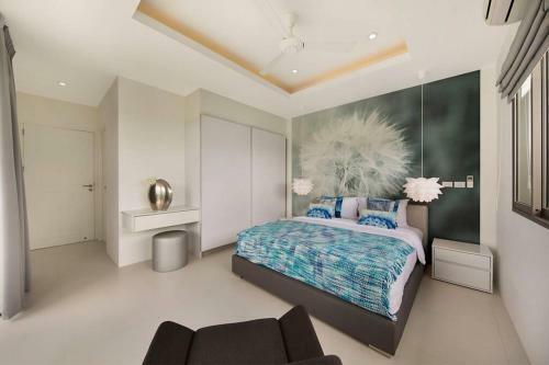 Villa **80% Discount** 2 Bed/2 Bath Single Level, Garden