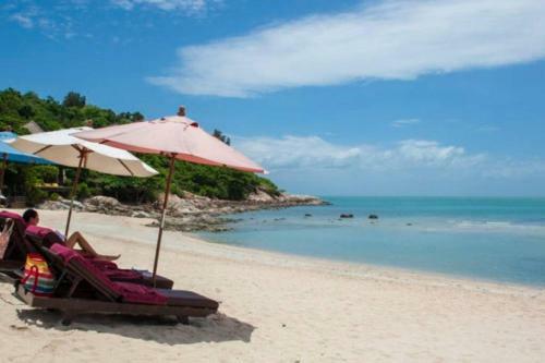 5 Bedroom Beachfront Villa