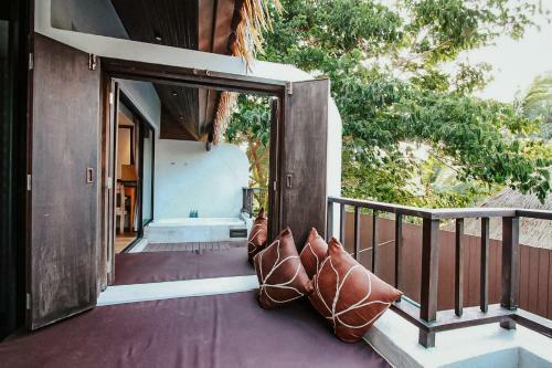 Hotel Mimosa Beachfront Resort And Spa