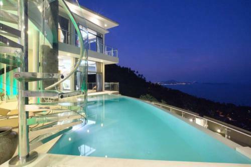 2 Bedroom Simply Stunning Sea View Villa ~ Chaweng