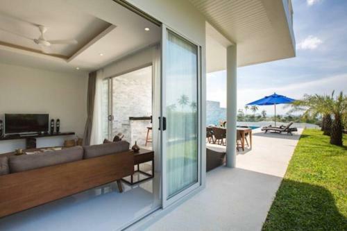 Villa **75% Discount** 3 Bed/4 Bath Sea Views Big Garden