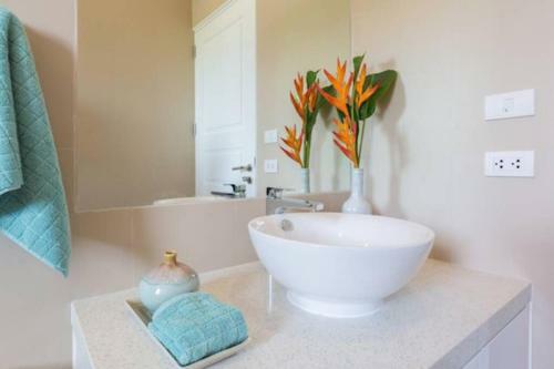Villa **75% Discount** 3 Bed/4 Bath Sea Views Big Garden