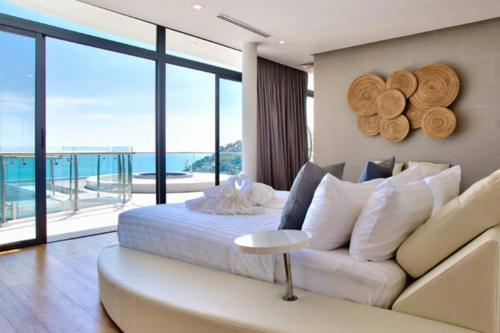 4 Bedroom Simply Stunning Sea View Villa ~ Chaweng