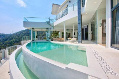 4 Bedroom Simply Stunning Sea View Villa ~ Chaweng