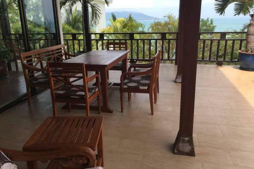 1 Bedroom 300 Degree Seaview Villa