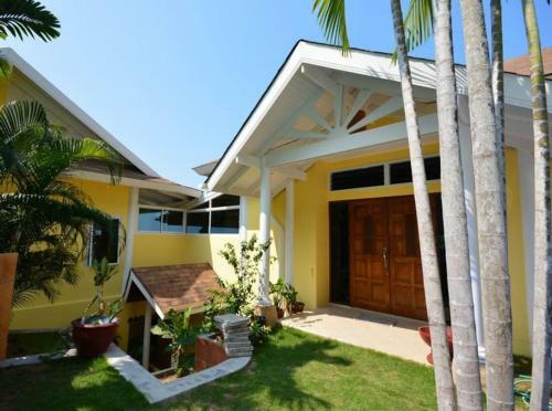 Villa Sandalwood